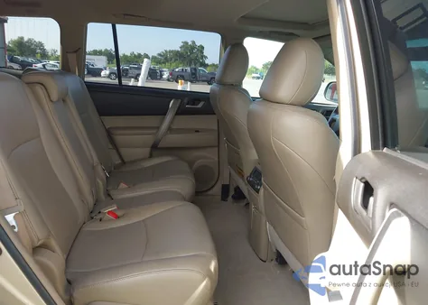 2010 Toyota Highlander Se V6 from USA, damaged, VIN 5TDKK3EHXAS012187